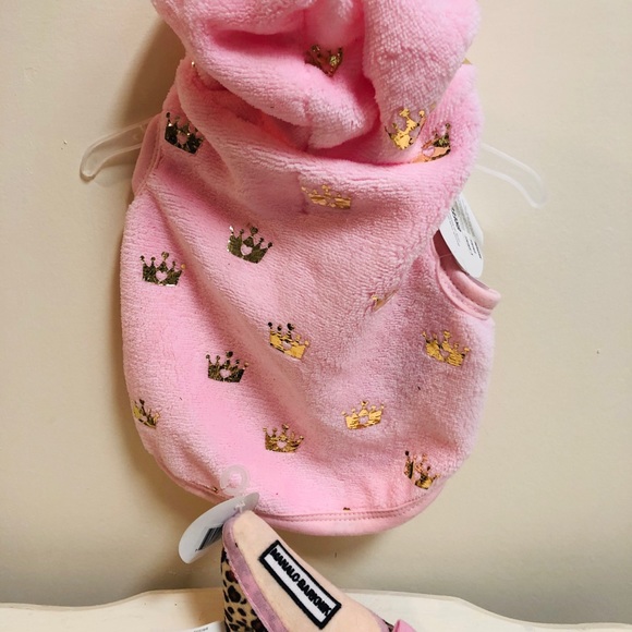 Designer dog toy and hoodie set - Picture 2 of 4